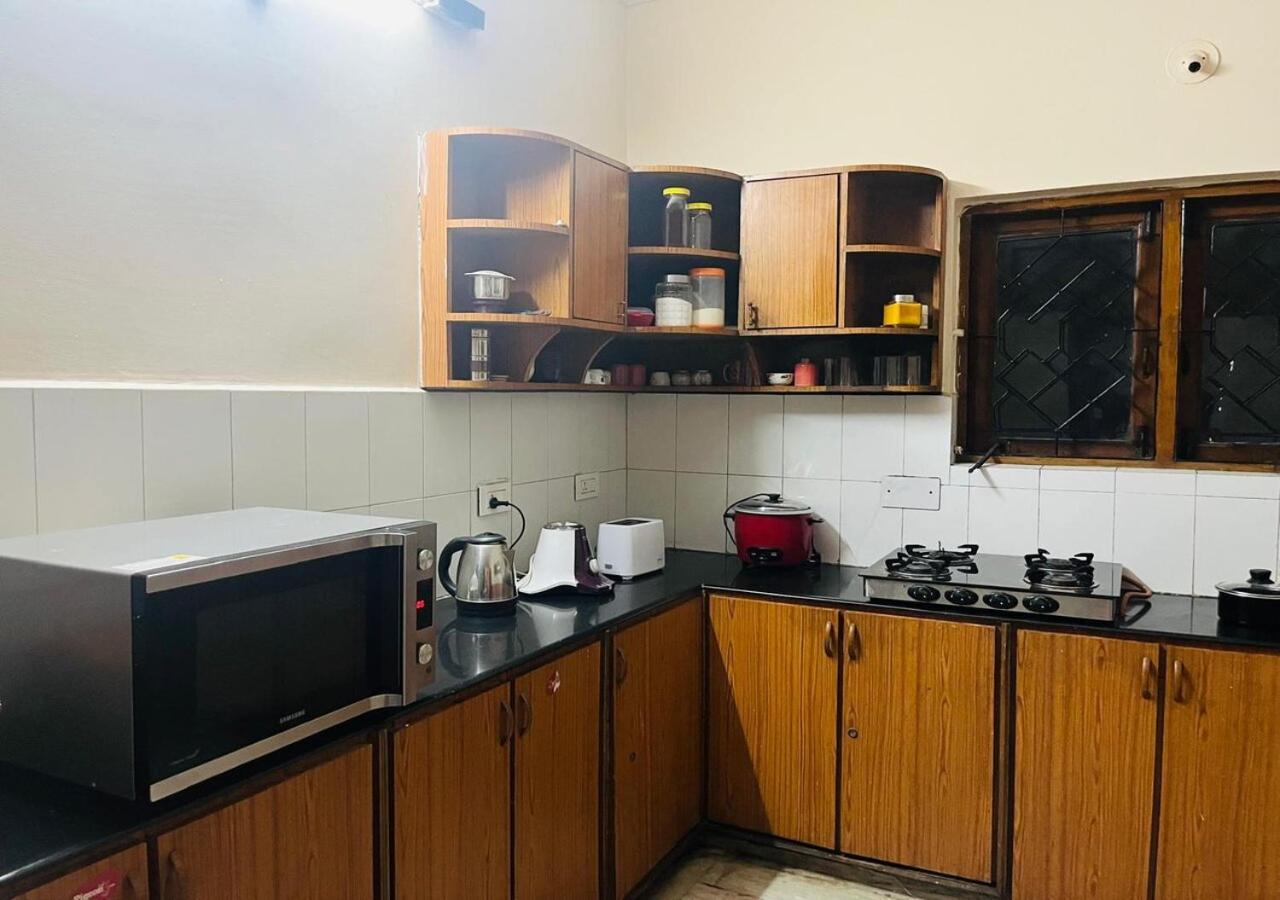 Best Individual Home Stay Near Apollo Jubilee Hills Haiderabad Buitenkant foto