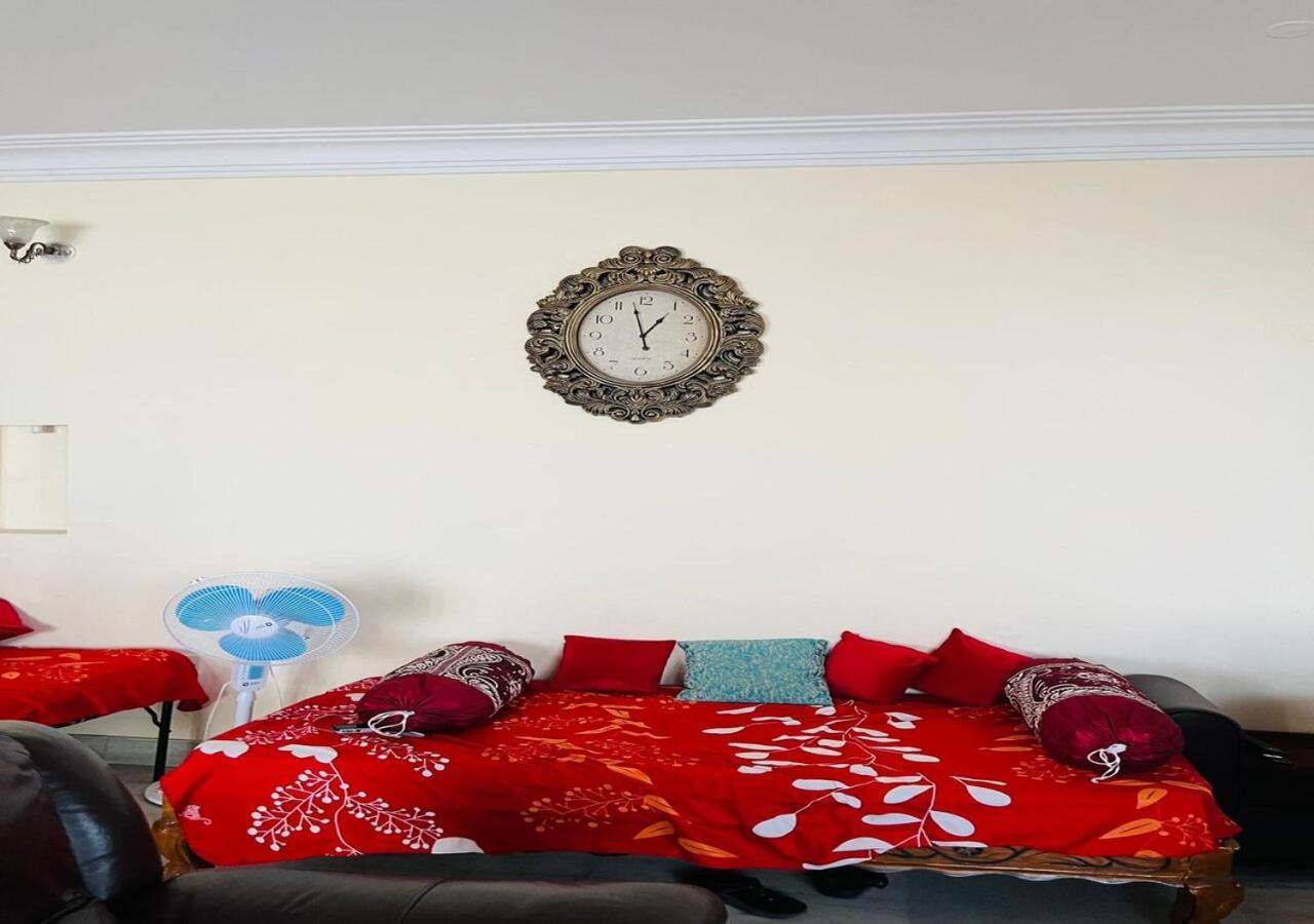 Best Individual Home Stay Near Apollo Jubilee Hills Haiderabad Buitenkant foto